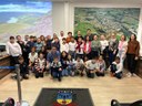 Alunos dos 5° anos da Escola Municipal Santa Júlia Billiart visitam o Poder Legislativo Alunos dos 5° anos da Escola Municipal Santa Júlia Billiart visitam o Poder Legislativo