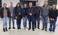 Câmara de Vereadores prestigia formatura de curso de auxiliar de cozinha